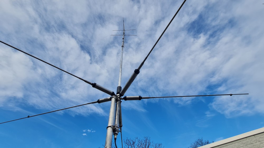 2 different Repairs of a Diamond CP-6 multiband vertical